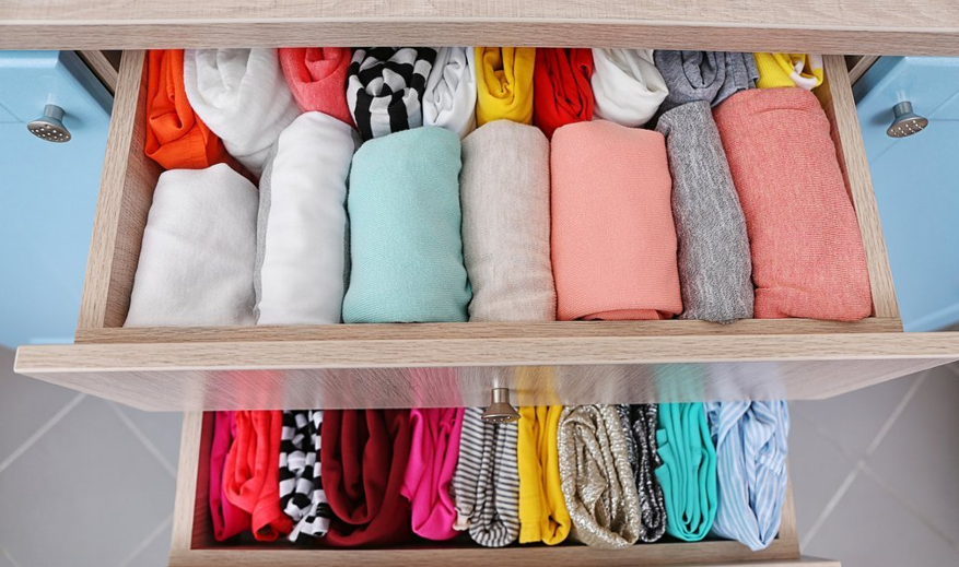 Como Usar o Método KonMari para a Sua Organização Pessoal